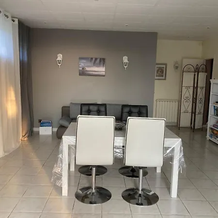 Apartment Comme A La Maison Hyeres