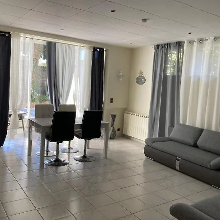 Apartment Comme A La Maison Hyeres
