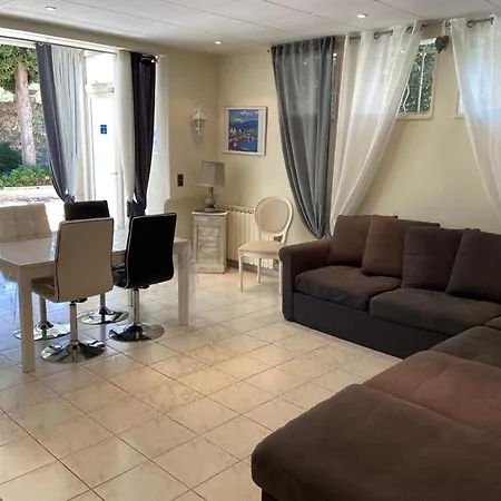 Comme A La Maison Lägenhet